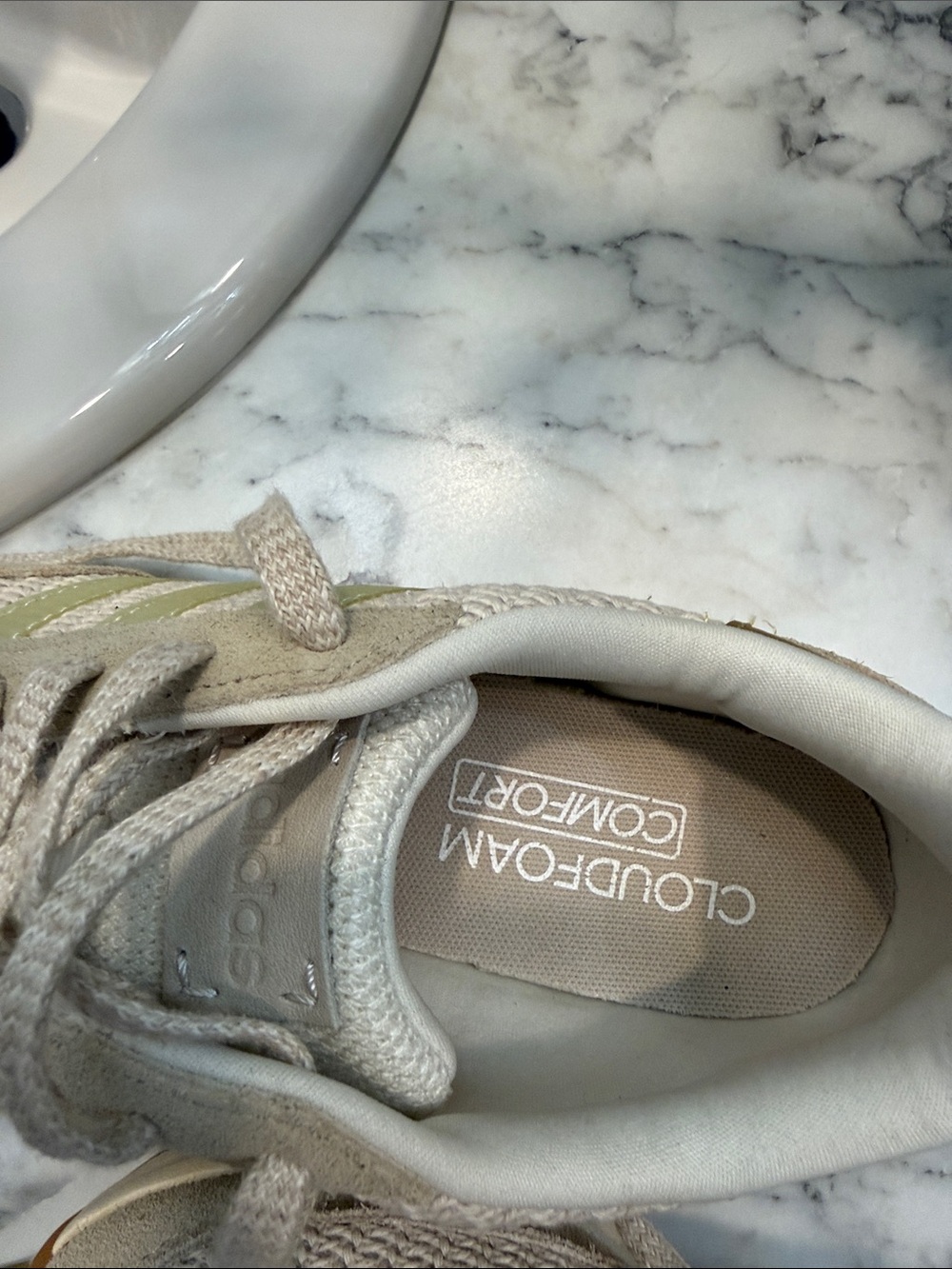 adidas Women's Beige Sneakers with Pale Green Stripes - Picture 2 of 4